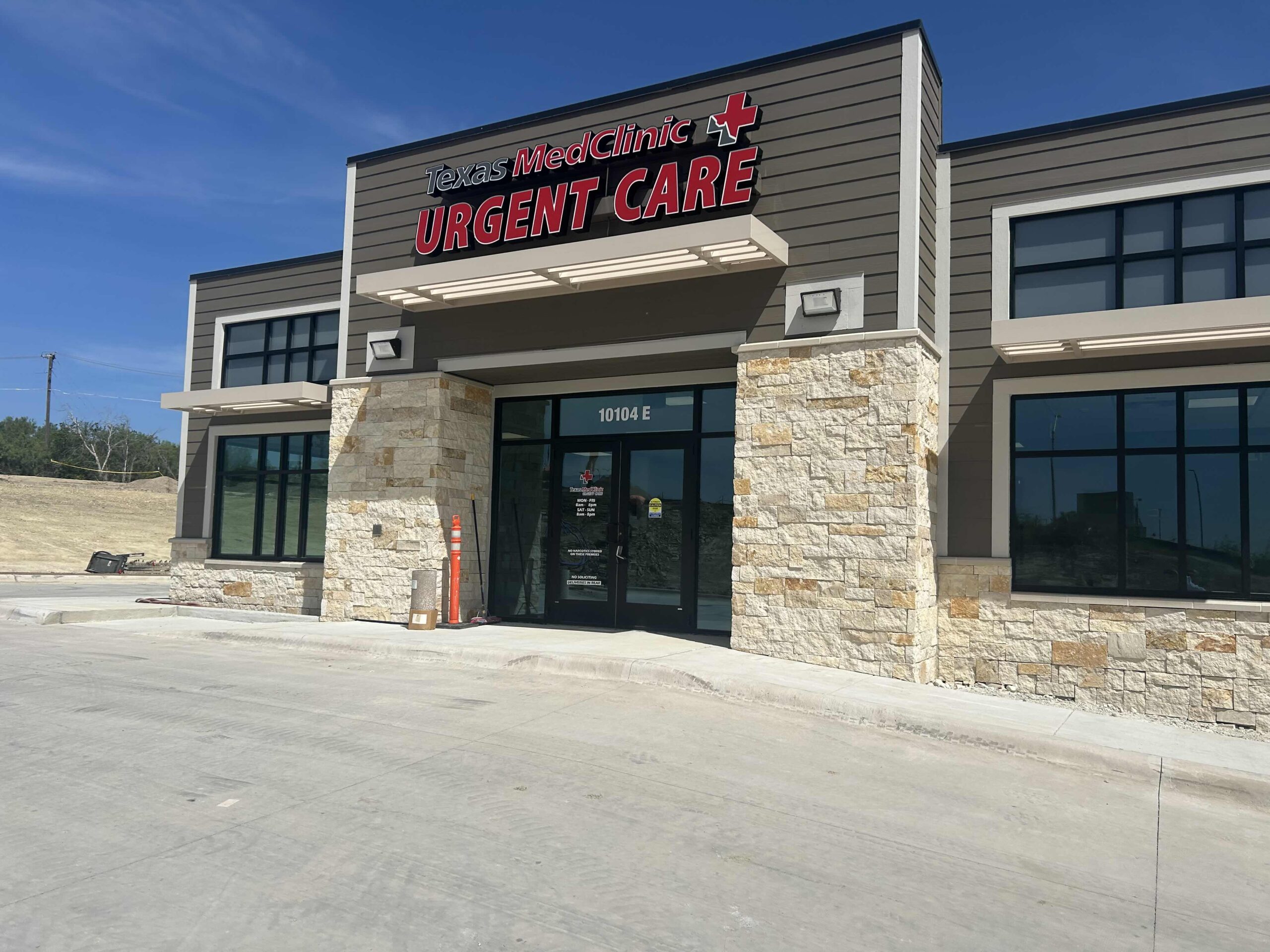 Expanding Access to Healthcare: EIG14T Delivers Texas MedClinic in Manor TX